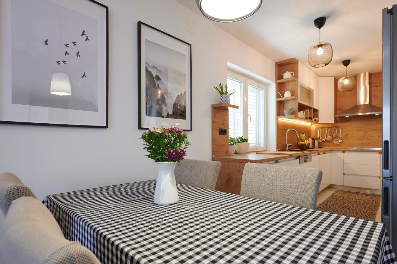 Apartman Miro - Center Of Trogir Exterior foto